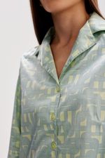 SL16223_verde_2-selu-pijama-de-raso-estampado-alba-camisa-manga-larga-pantalon-largo