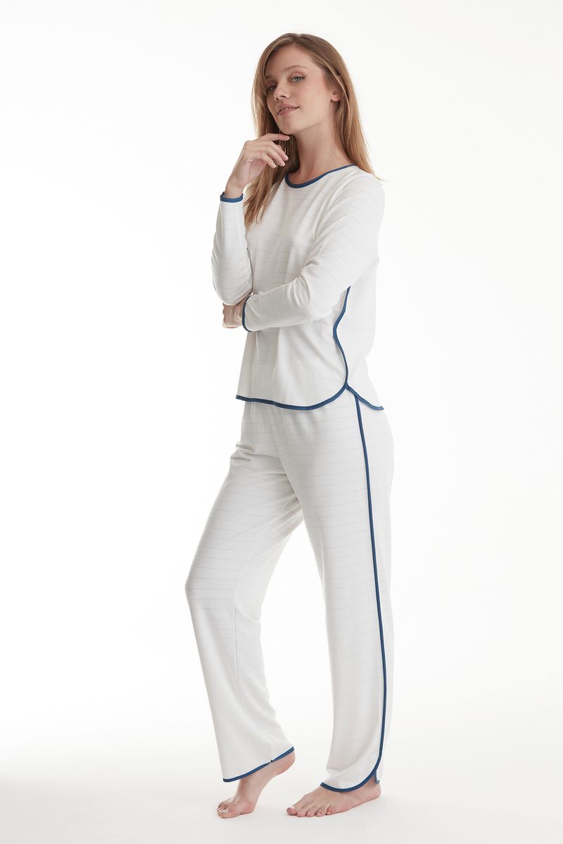 SL21013_blanco_1-selu-pijama-invierno-bicolor-terminaciones-redondeadas-luisiana