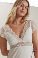 SL21049_marfil_1-selu-camison-lisa-viscosa-puntilla-escote-en-v-espalda-mangas-