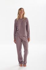 SL21068_mora_2-selu-pijama-gavra-remera-manga-larga-buzo-pantalon-largo-moderno-interlock-invierno.jpg