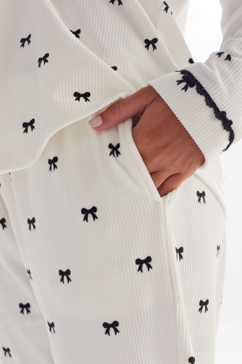 SL21059_marfil_5-selu-pijama-camisero-malite-estampado-plush-texturado-estampado-camisa-invierno.jpg