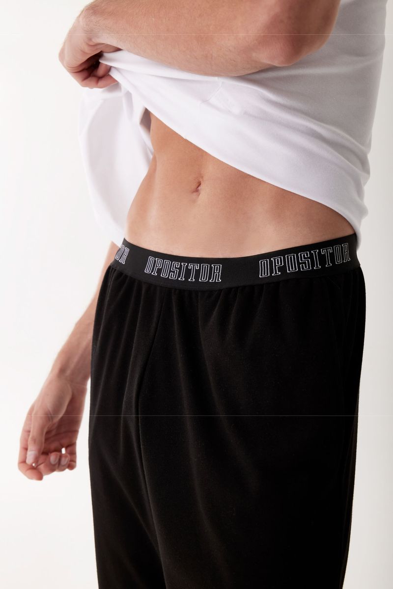 SL18137_negro_1-opositor-pijama-de-hombre-basico-compuesto-por-remera-y-pantalon-liso.jpg