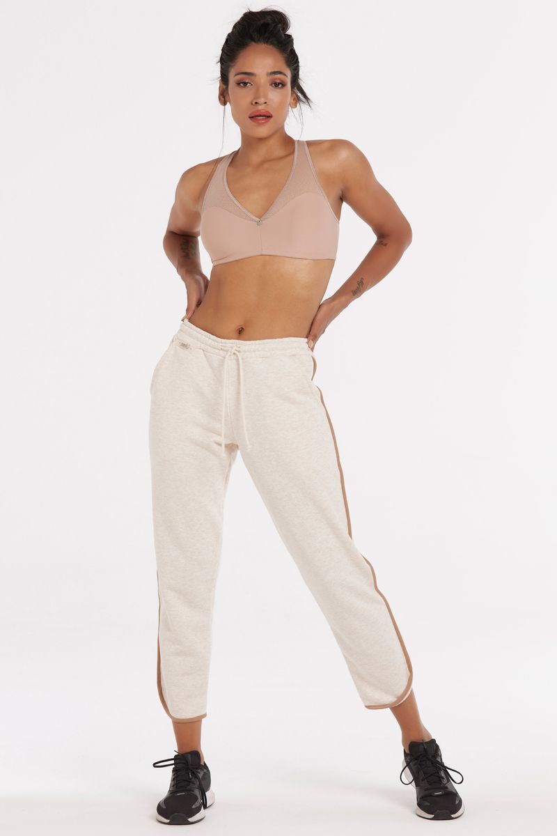 CBEX19007_arena_4-selu-conjunto-chill-buzo-y-pantalon-comodo-hs.jpg
