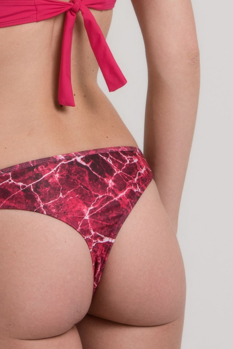 sl20134_marmol_fucsia_2-selu-traje-de-bano-bombacha-less-estampada-marmol-truenos-relampagos-